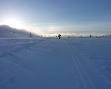 2024-02 Akäslompolo 11 ... et le vent