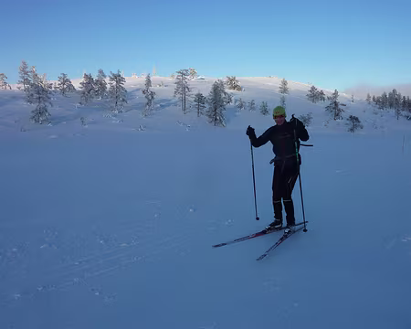 2024-02 Akäslompolo 13 Mais Laurent reste imperturbable