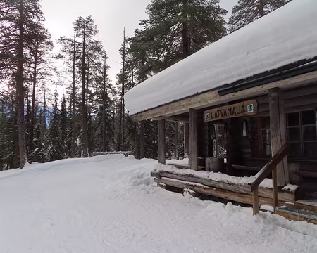 IMG_9860 Premier passage à Latvamaja. Ils ont de bonnes boissons chaudes aux baies.