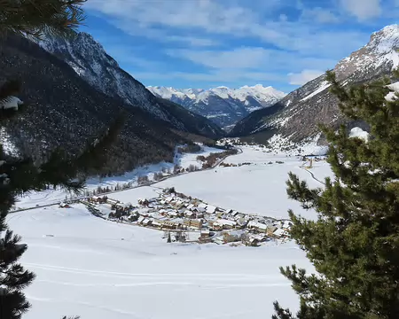 20260221114245_IMG_9297 Ceillac vue le la piste en balcon