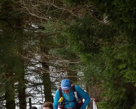 PXL013 Etre patient et bien poser les pieds, pour ne pas se fatiguer inutilement!