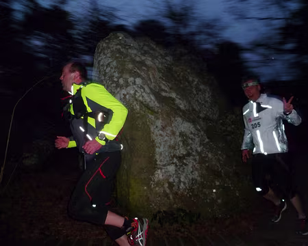 PXL014 Notre dossard 205 portait vaillamment un tombereau de microbes...oublié qu'il faut courir léger.