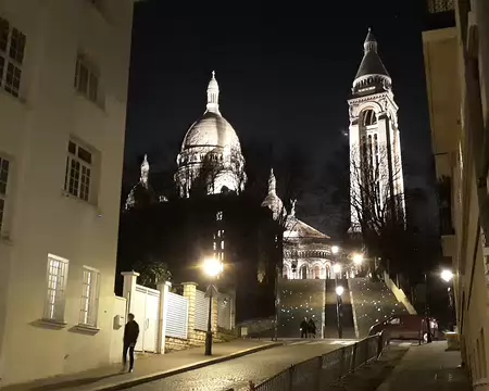 20190221_203546 Et sa vue sur le Sacré Coeur.