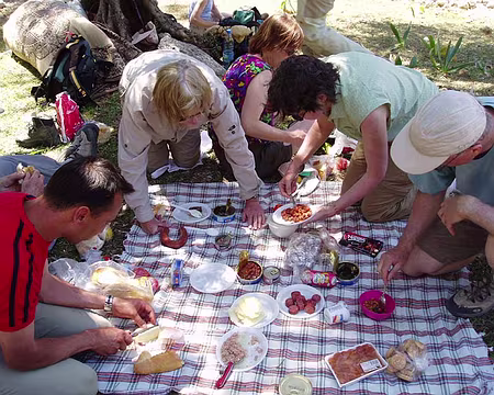 057 Touristes affamés.