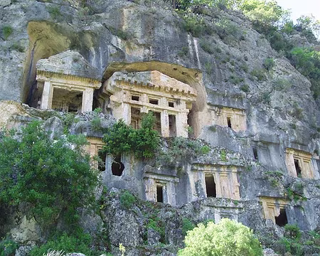 076 Tombeaux à Pinara.