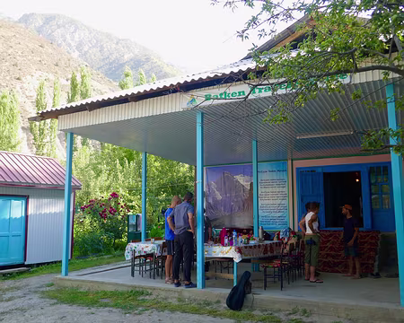 P008 Uzgurush. Travel center