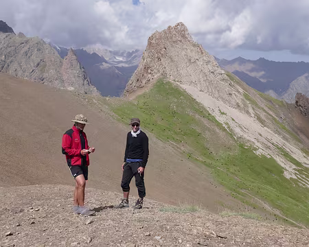 P044 Michel et Serguei au col de Kara-Suu