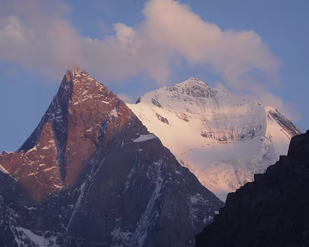 P059 Au Camp d'Ak-Suu. Le Mont Pyramidal (?)