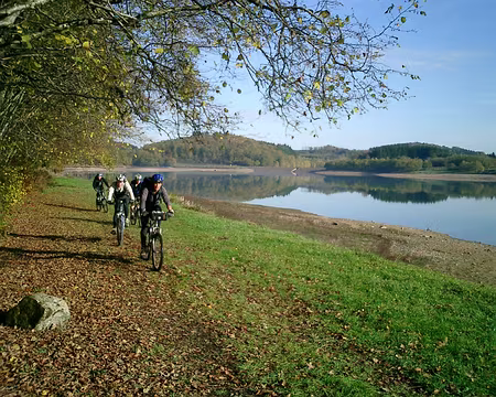 54 Tour du lac de Chamboux