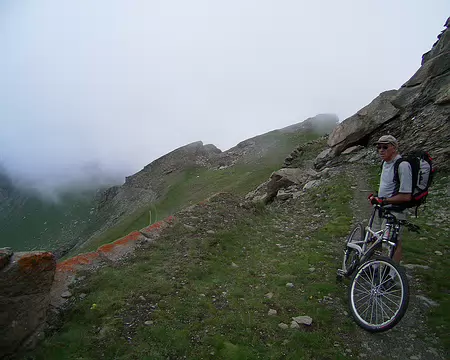 011 Plongée vers le col de l'Assiette