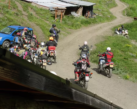019 Contre les motards, signez la pétition 'Loisirs Motorisés'.