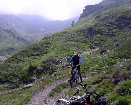 043 Sur la selle dans la longue et belle traversée RG