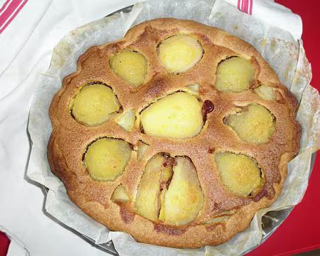 P5080066 La tarte à la poire et chocolat (il est INTERDIT de lécher l'écran !)