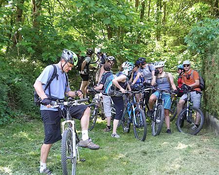 PXL004 Thierry notre guide du samedi noyé par la foule
