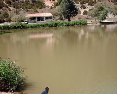 PXL023 un marais qui tentera Sylvain pour une courte baignade