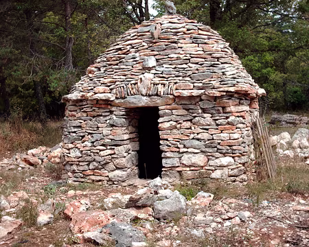 PXL039 une jolie borie provençale