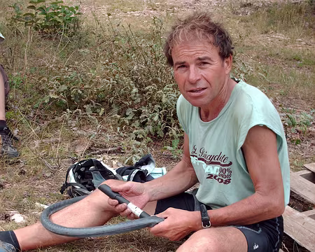 PXL047 La chambre à air comme déjeuner ???