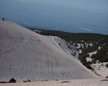 PXL070 paysage lunaire du sommet