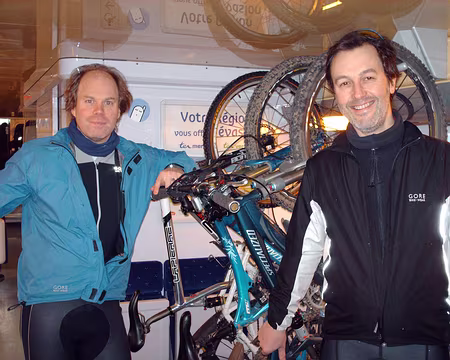 HPIM0620 JB et François dans le tout nouveau TER où on peut accrocher les vélos