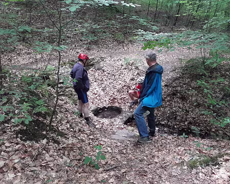 20-VTT01 (005) La fontaine Bleue.