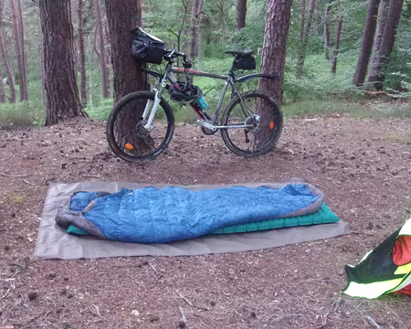 20-VTT01 (010) Bivouac à la belle ...