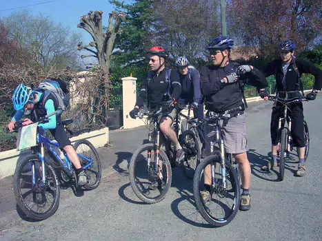 2010-04 Persan Fréderic Juredieu, détail sortie