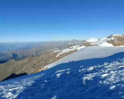 015 L’arc alpin, du massif du Grand Paradis à celui du Mont- Blanc