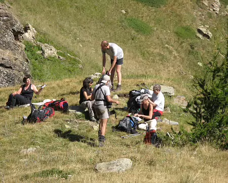 09 22-23 Aout 2009 Dormillouse (1441m) - Prapic(1520m) en AR, par les cols de Fressinières (2782m) et des Terres Blanches (2721m) CAF IdF (RW97 - Céline Falissard)