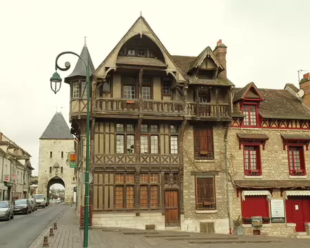 PXL006 Maison Raccolet, gothique, oeuvre d'un compagnon du tour de France, XVe.