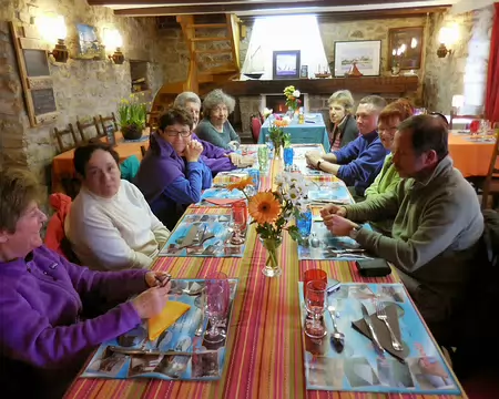 diner au gîte de l'Hermine il fait bon au gîte l'Hermine à Saint Hernot