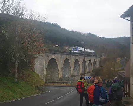 L’unique train de la journée qui dessert Chamalières-sur-Loire L’unique train de la journée qui dessert Chamalières-sur-Loire.