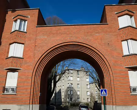 2017_02_19_14-21-44 Une porte de la cité-jardin