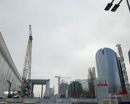 2017_02_19_17-27-51 Arena 92 et jardins de l'Arche en chantier