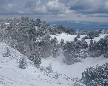 Les abords accidentés du Crêt de la Neige Les abords accidentés du Crêt de la Neige