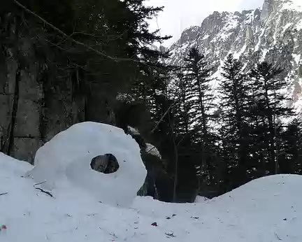 006 Escargot de neige, sculpté par Dame Nature.
